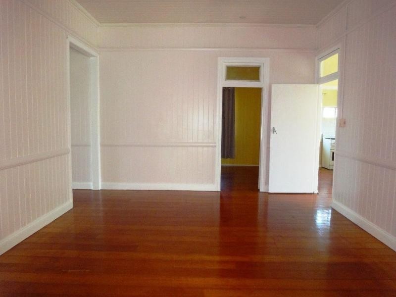 14 Lackey Avenue, Coorparoo QLD 4151