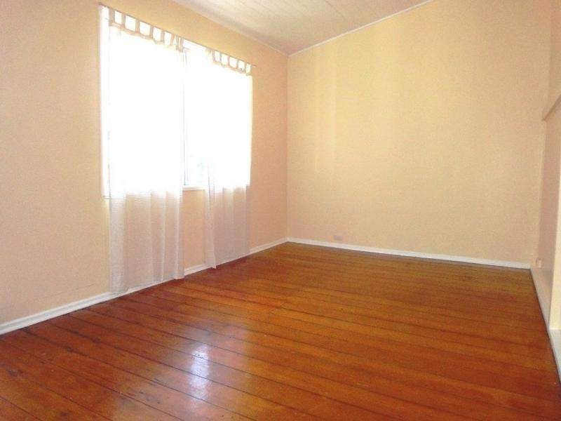 14 Lackey Avenue, Coorparoo QLD 4151