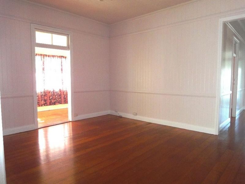 14 Lackey Avenue, Coorparoo QLD 4151