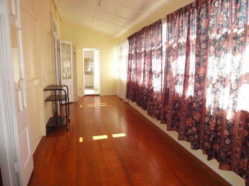 14 Lackey Avenue, Coorparoo QLD 4151