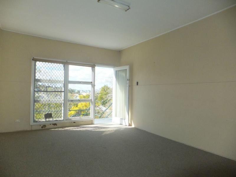 2/30 Dart Street, Auchenflower QLD 4066