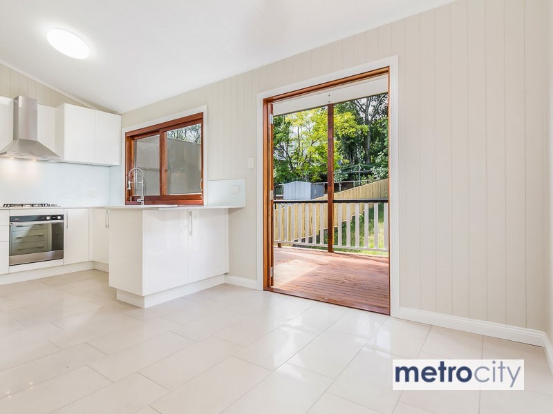 28 Gloucester Street, Highgate Hill QLD 4101