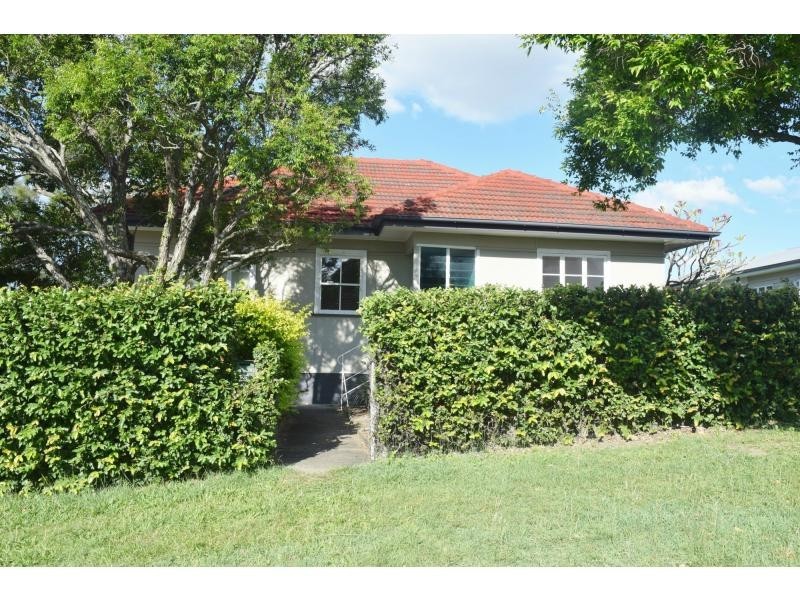 20 Crutchley Street, Fairfield QLD 4103