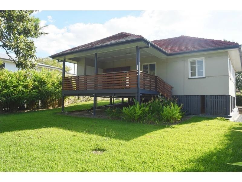 20 Crutchley Street, Fairfield QLD 4103