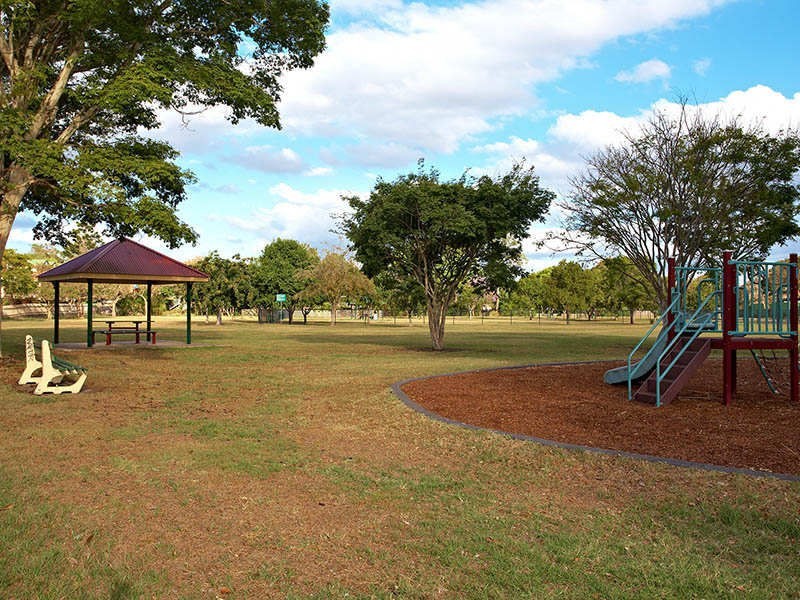 12 Camberwell Street, East Brisbane QLD 4169