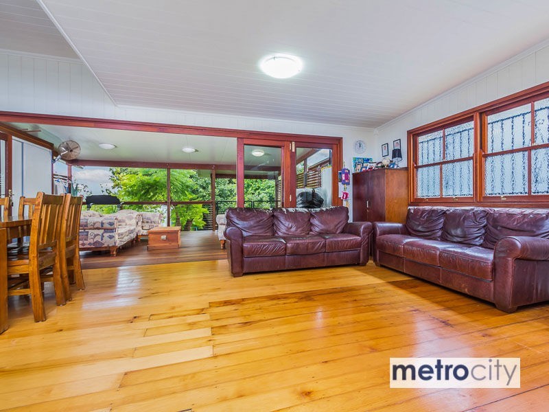 38 Gray Road, West End QLD 4101