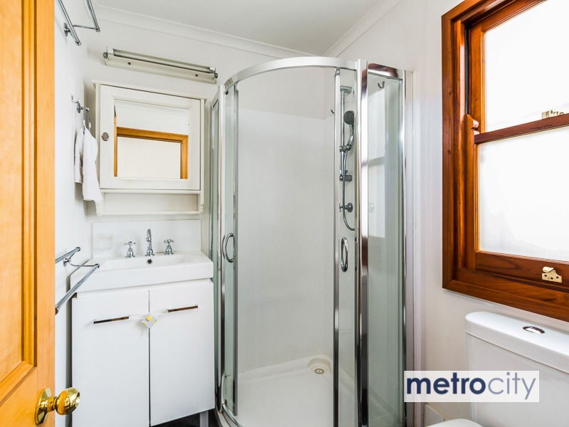 38 Gray Road, West End QLD 4101