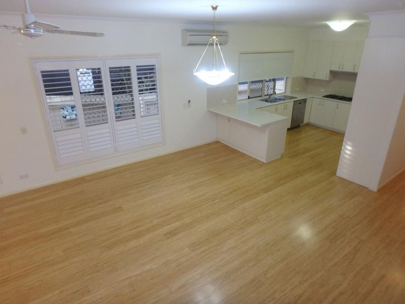 25a Stevens Street, Yeronga QLD 4104