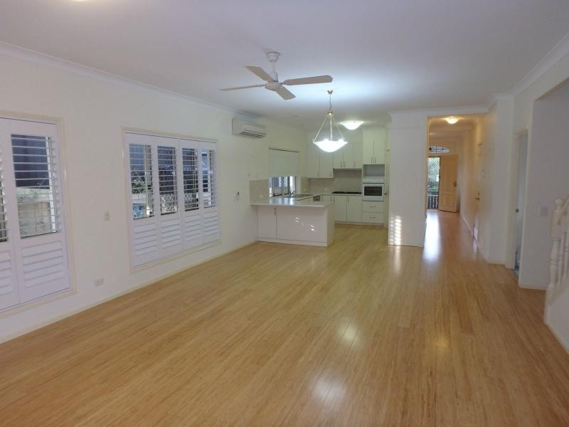 25a Stevens Street, Yeronga QLD 4104