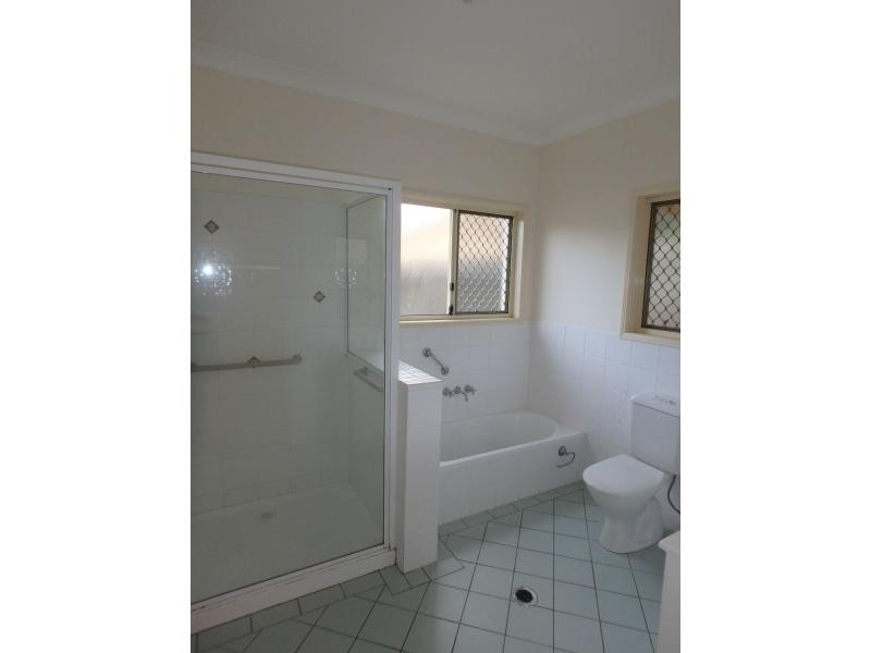 25a Stevens Street, Yeronga QLD 4104