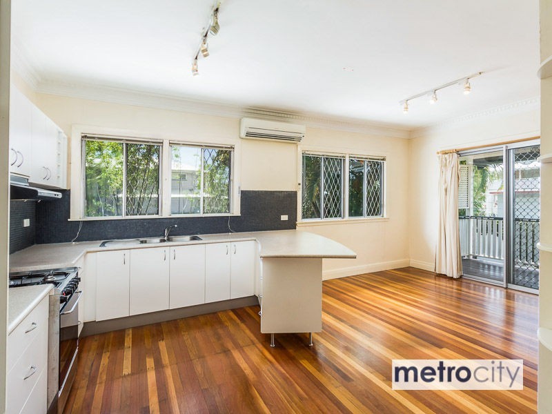 24 Ashfield Street, East Brisbane QLD 4169