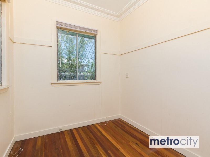 24 Ashfield Street, East Brisbane QLD 4169