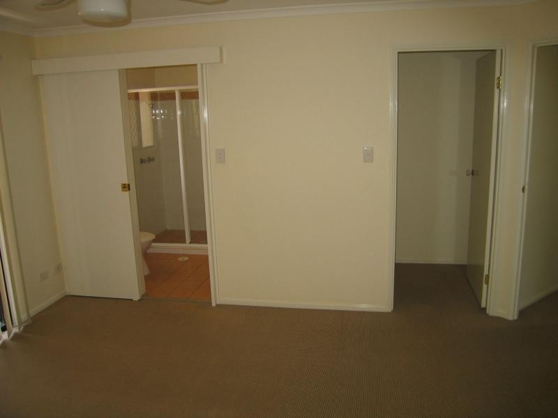 270 Riding Road, Balmoral QLD 4171