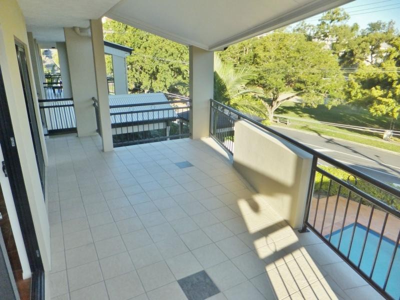 26 Paradise Street, Highgate Hill QLD 4101