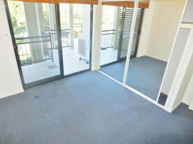 26 Paradise Street, Highgate Hill QLD 4101