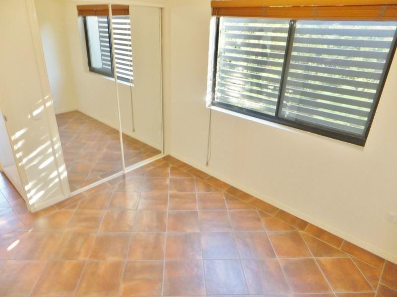 26 Paradise Street, Highgate Hill QLD 4101