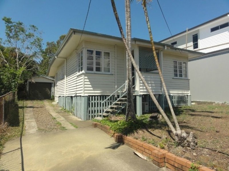 81 White Street, Graceville QLD 4075