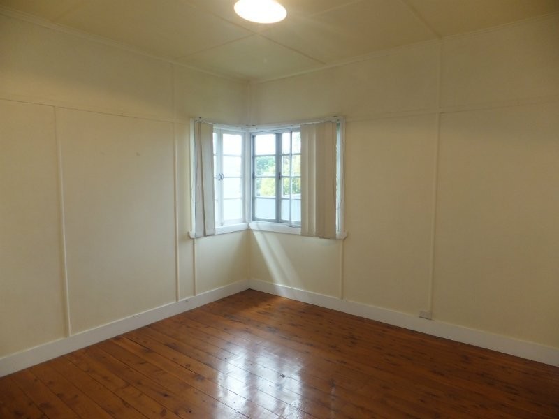 81 White Street, Graceville QLD 4075