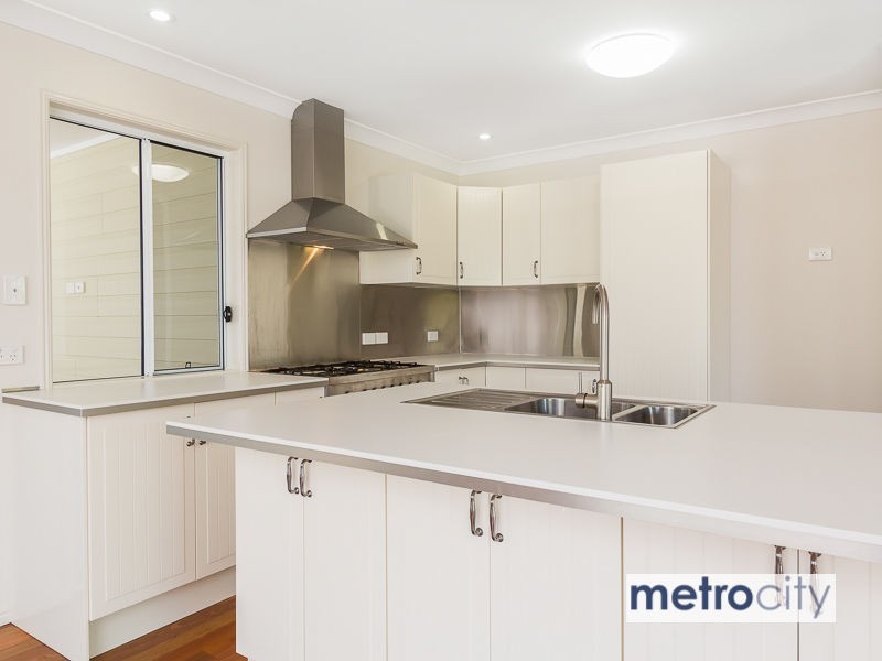72 Halstead Street, Coorparoo QLD 4151