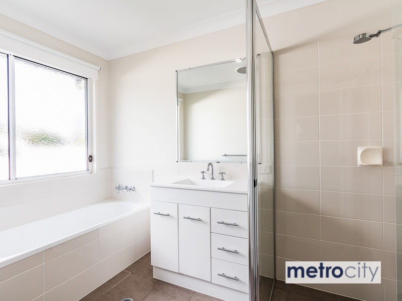 72 Halstead Street, Coorparoo QLD 4151