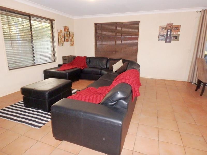 9 Belvedere Close, Forest Lake QLD 4078