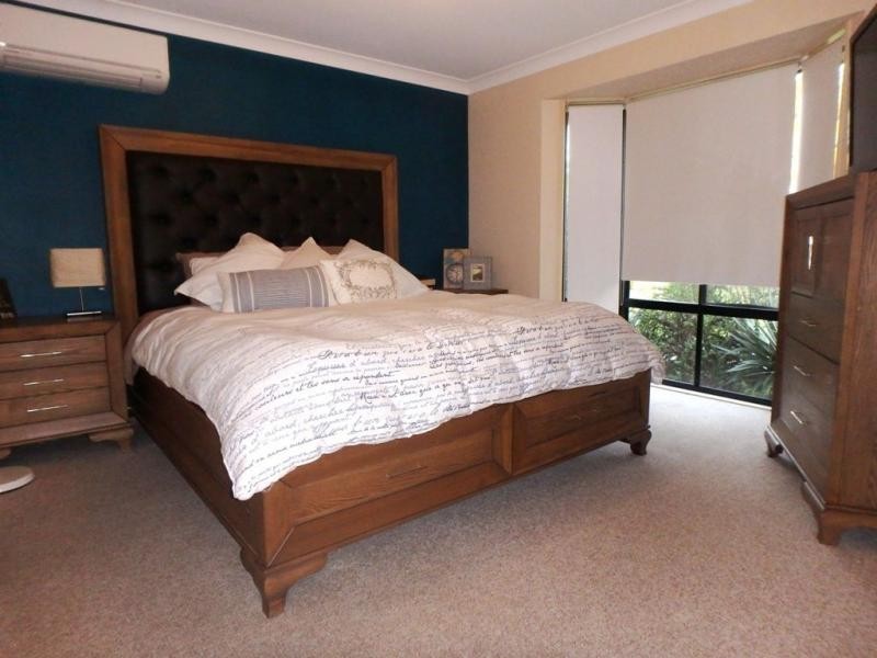 9 Belvedere Close, Forest Lake QLD 4078