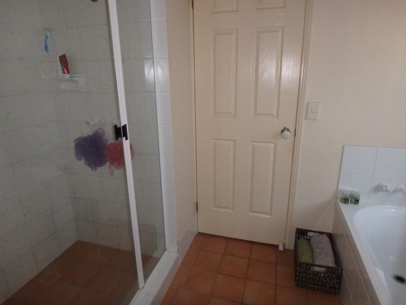 9 Belvedere Close, Forest Lake QLD 4078