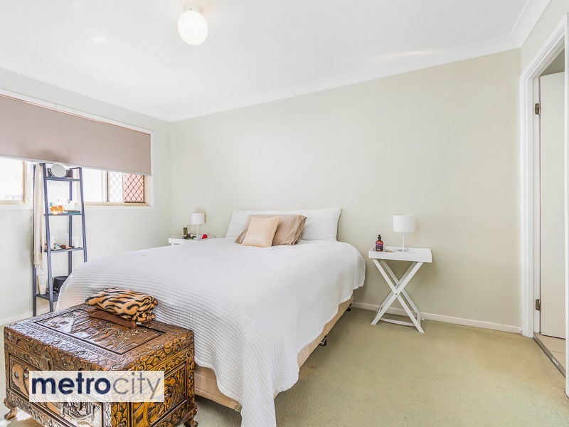 4/135 Park Road, Yeerongpilly QLD 4105
