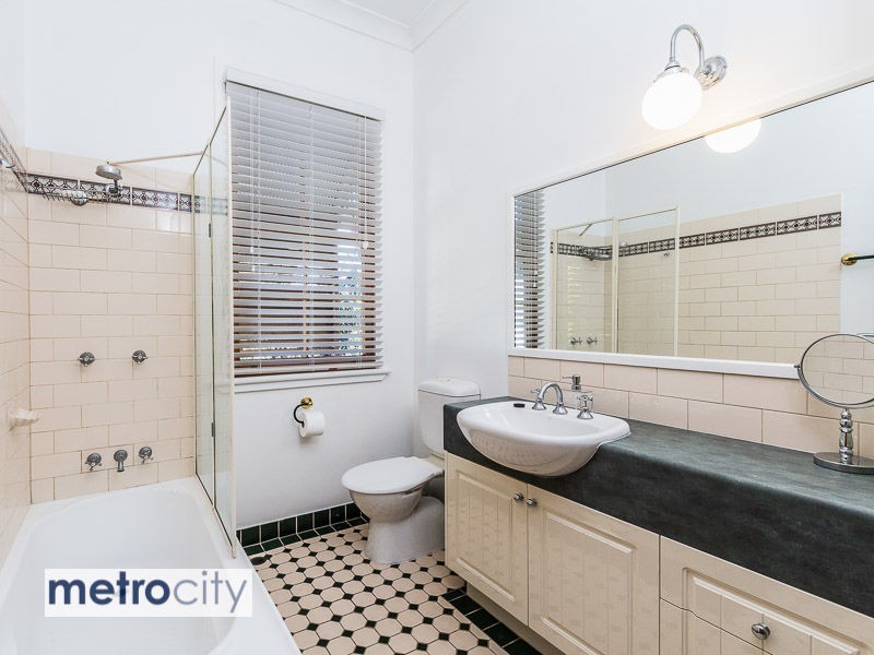 1/12 Sankey Street, Highgate Hill QLD 4101