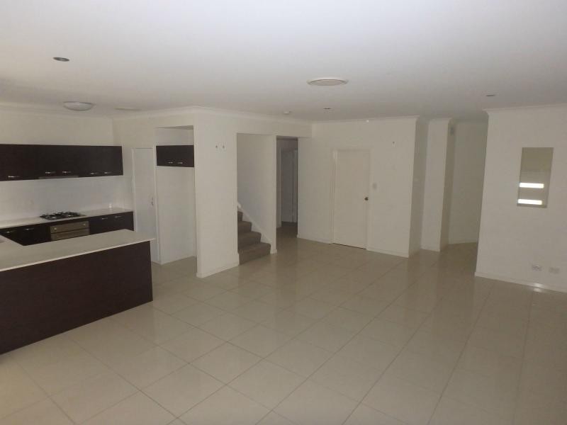 2/40 Julia Street, Wavell Heights QLD 4012