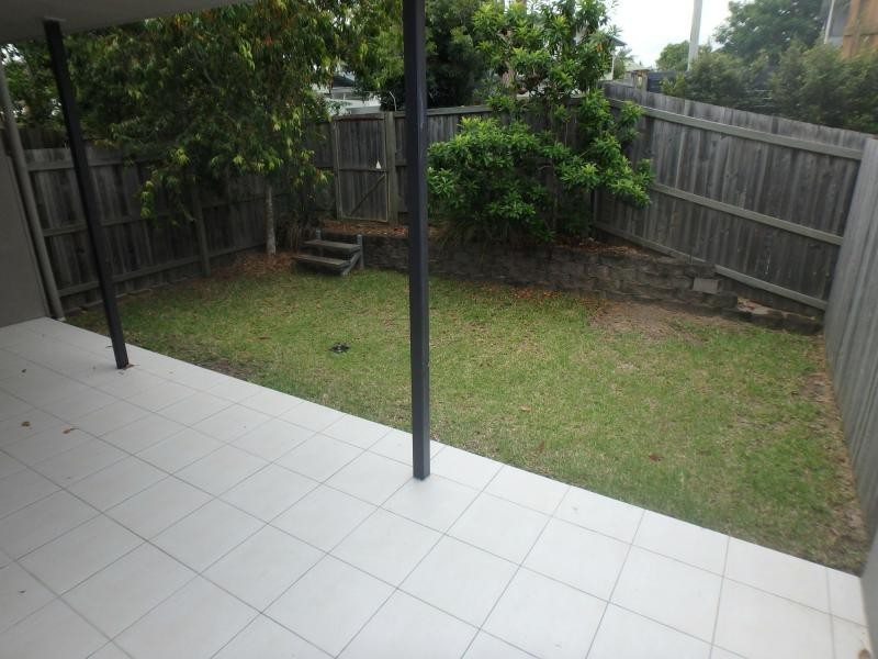 2/40 Julia Street, Wavell Heights QLD 4012