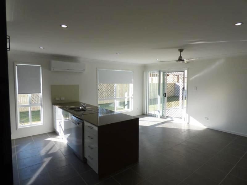 19 Sanctuary Close, Springfield Lakes QLD 4300