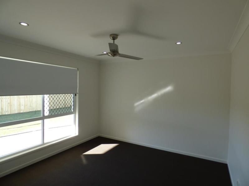 19 Sanctuary Close, Springfield Lakes QLD 4300