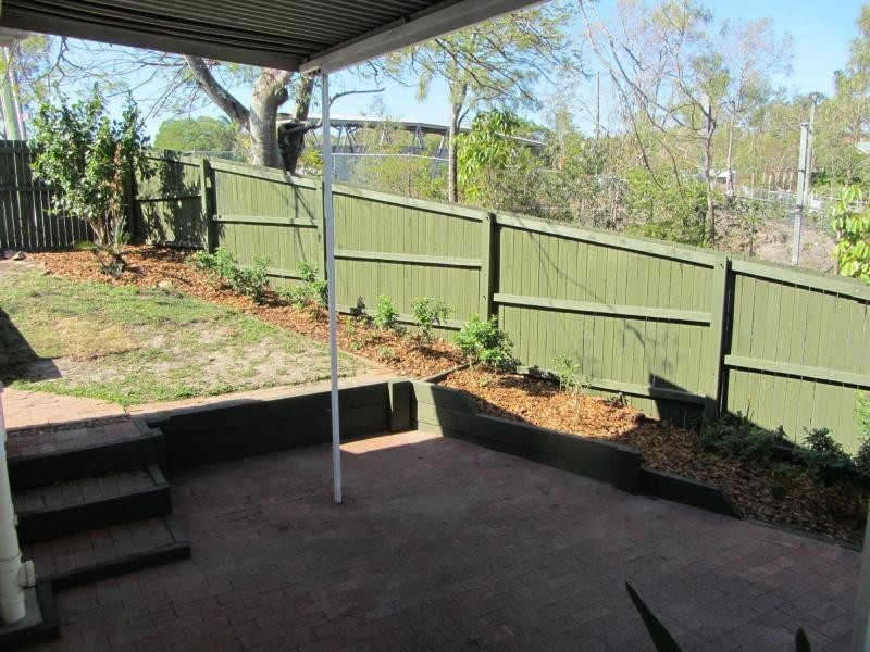 46 Wilkins Street West, Fairfield QLD 4103