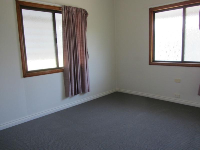 46 Wilkins Street West, Fairfield QLD 4103