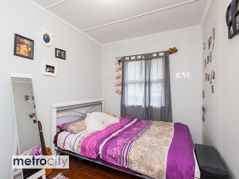 9 Quandong Street, Ashgrove QLD 4060