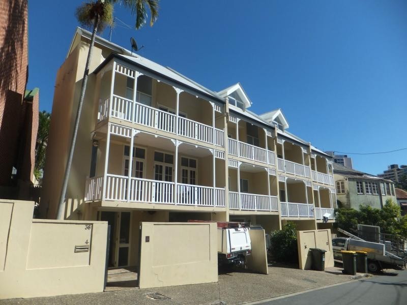 1/36 Berry Street, Spring Hill QLD 4000