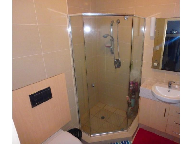 2/70 Kadumba Street, Yeronga QLD 4104