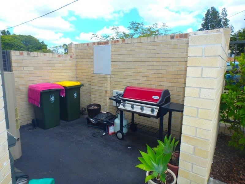 2/70 Kadumba Street, Yeronga QLD 4104