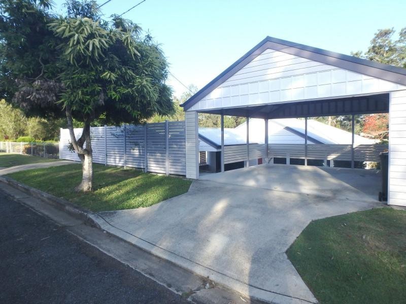 31 Jasper Street, Holland Park QLD 4121