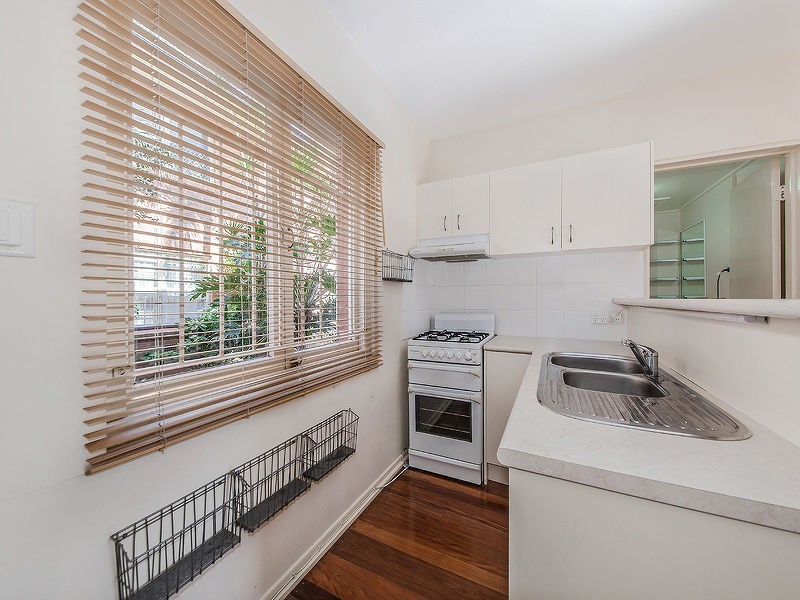 8/22 Little Jane Street, West End QLD 4101
