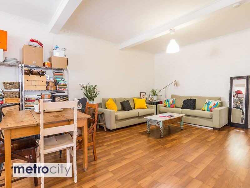 4/9 Lockhart Street, Woolloongabba QLD 4102