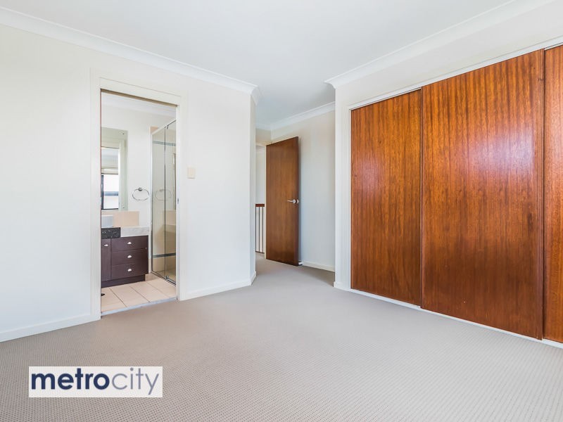 2/19 Western Avenue, Chermside QLD 4032