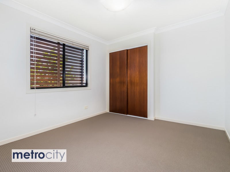 2/19 Western Avenue, Chermside QLD 4032