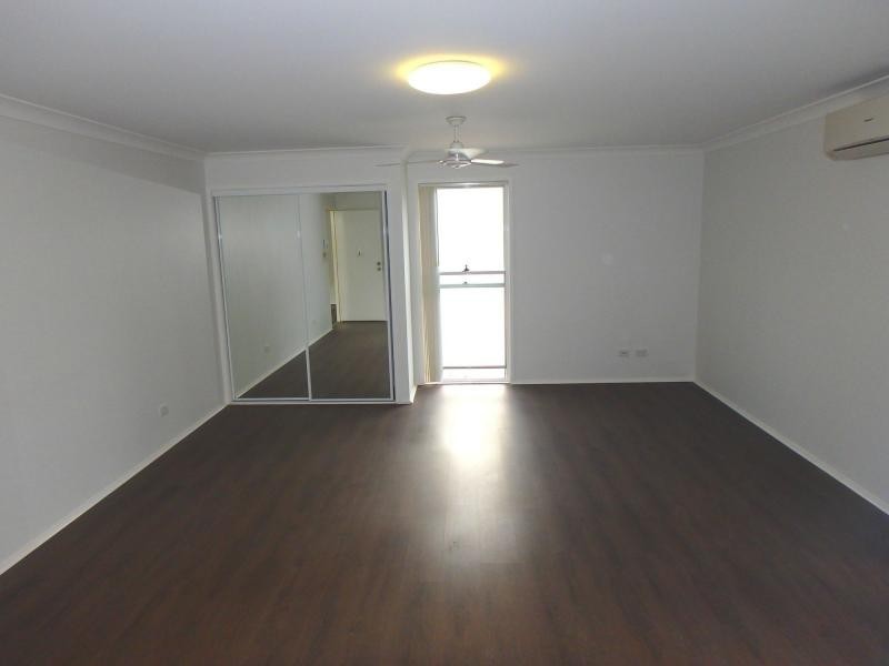 1/8 Sydney Street, Fairfield QLD 4103