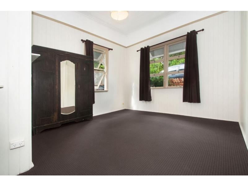 21 Chester Street, Highgate Hill QLD 4101