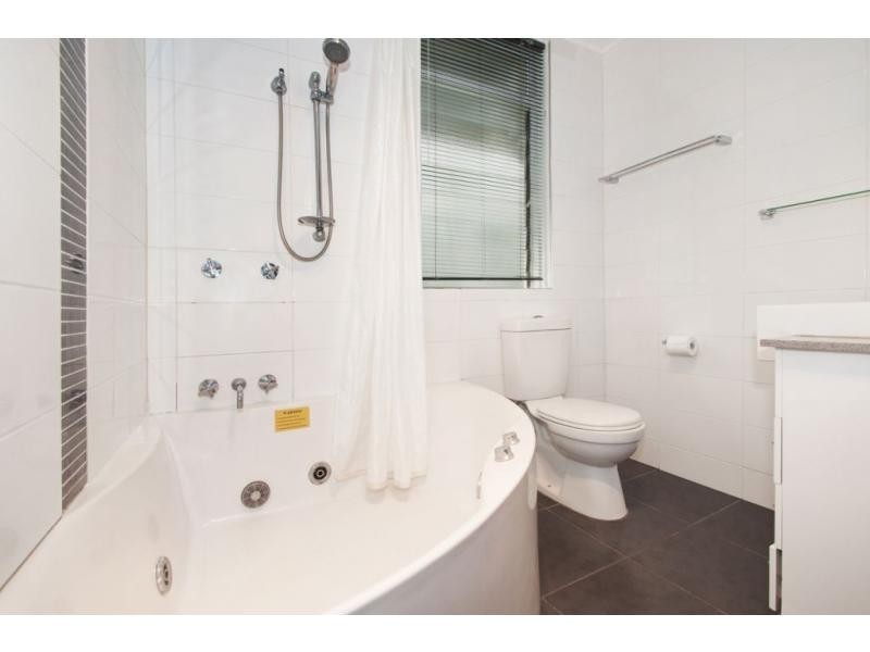 21 Chester Street, Highgate Hill QLD 4101