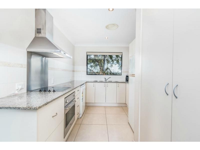 3/5 Livingstone Street, Yeerongpilly QLD 4105