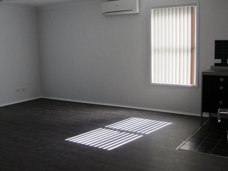 2/8 Sydney Street, Fairfield QLD 4103