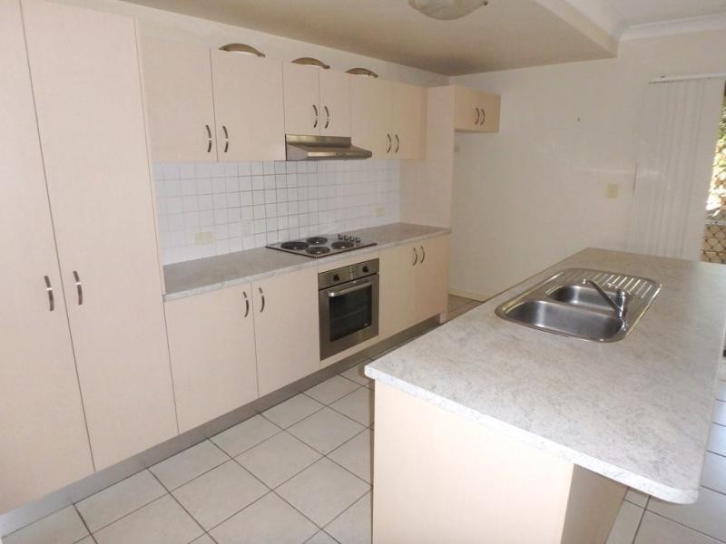 8/48 Halcomb Street, Zillmere QLD 4034